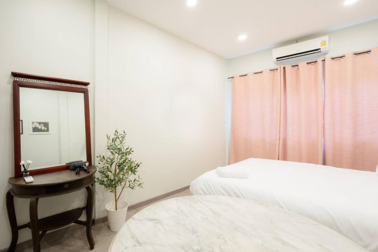Hidden Dragon X Yaowarat Road Apartment Bangkok Exterior foto